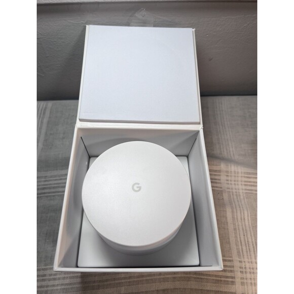 Google Wifi Whole Home Wi-Fi System - White (GA02430-US) - Picture 1 of 4